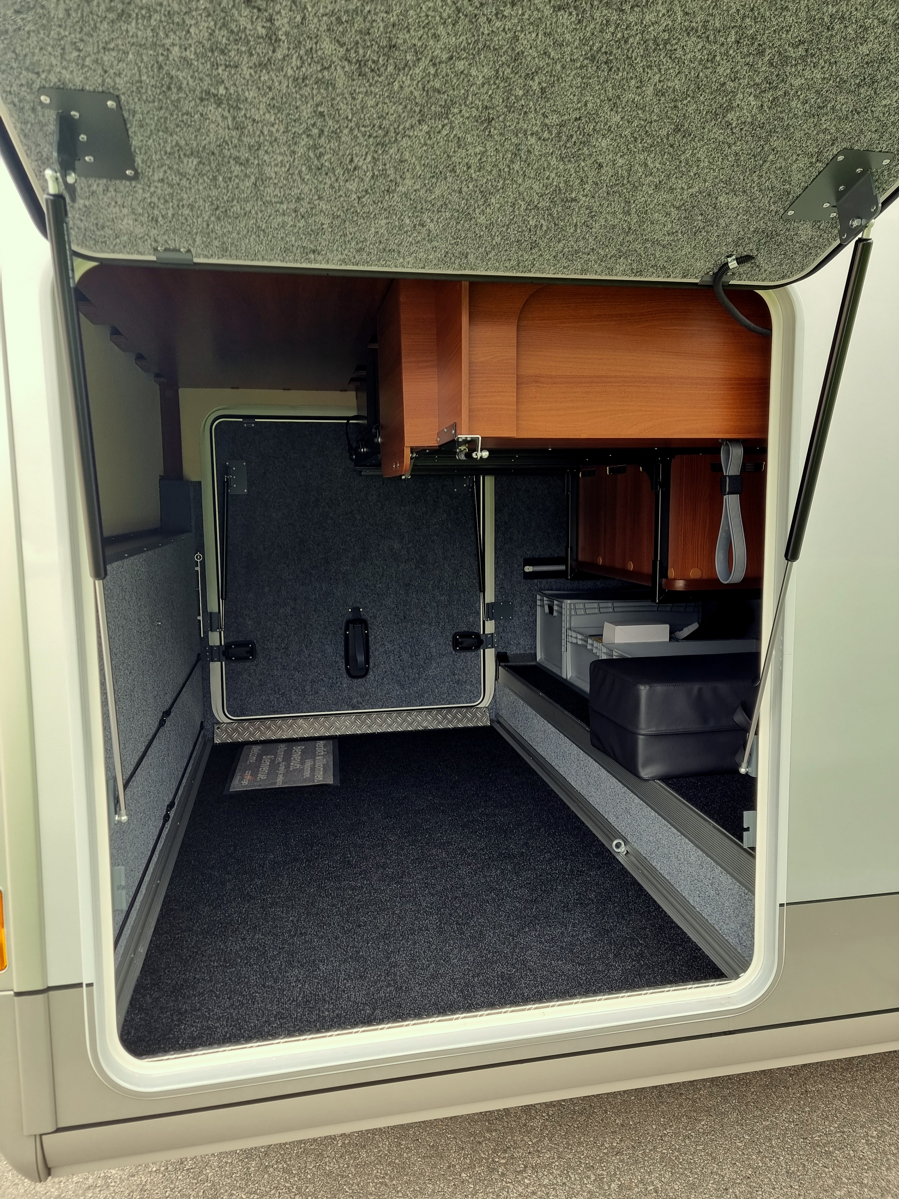 Carthago Liner 4 Two I 53 L Iveco Daily Carthago Liner 4 Two I 53 L Iveco Daily